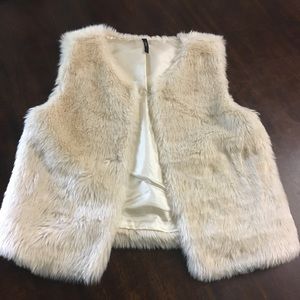 Cream Fur Vest, Size Medium